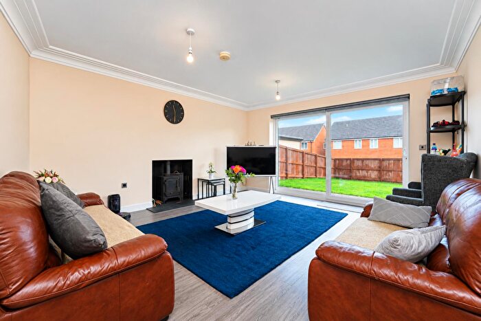 4 Bedroom Detached House To Rent In Well Lane, Blackburn, BB2