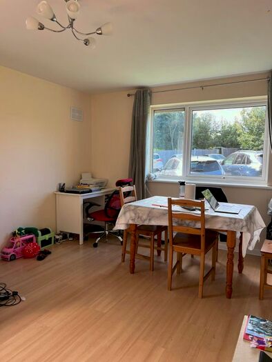 2 Bedroom Flat To Rent In Gurney Close, Barking, IG11