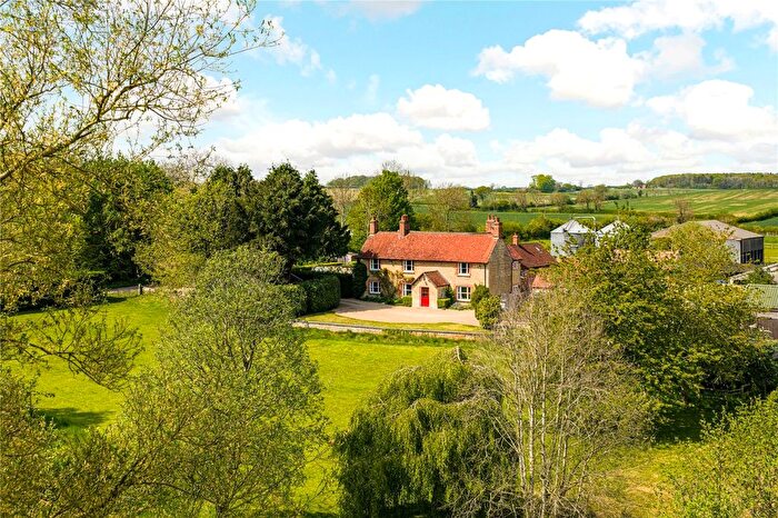 5 Bedroom Equestrian Property For Sale In Lillingstone Dayrell, Buckingham, MK18