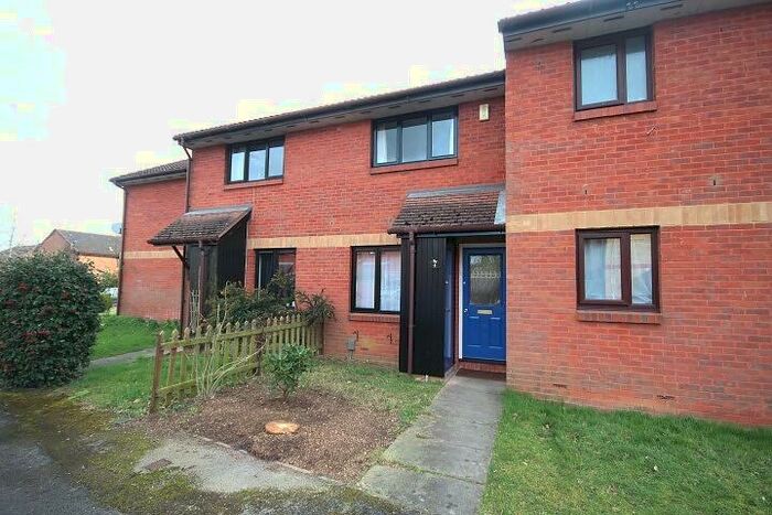 2 Bedroom Terraced House To Rent In Bolwell Close, Twyford, Reading, Berkshire, RG10