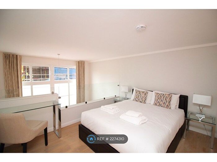 1 Bedroom Flat To Rent In Mcdonald Road, Edinburgh, EH7