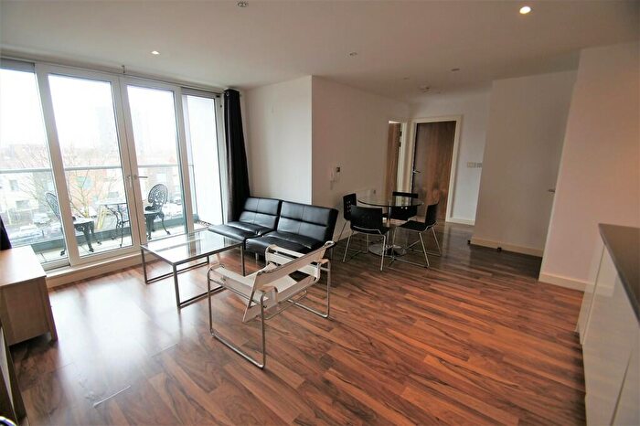 2 Bedroom Apartment To Rent In Milliners Wharf, Islington Wharf, M4