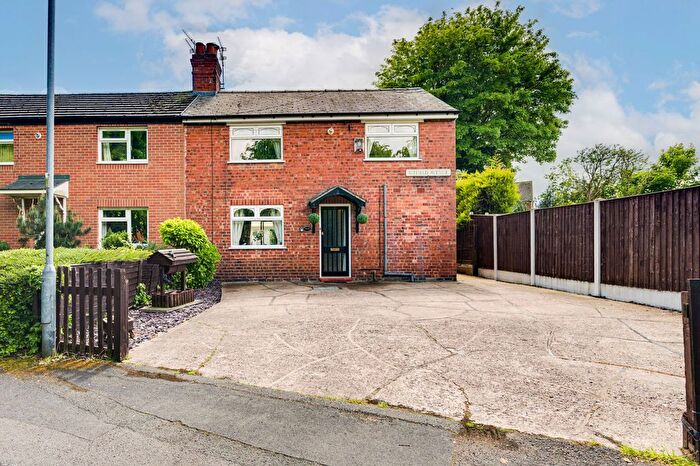 2 Bedroom Semi Detached House For Sale In Kitfield Avenue, Middlewich, CW10