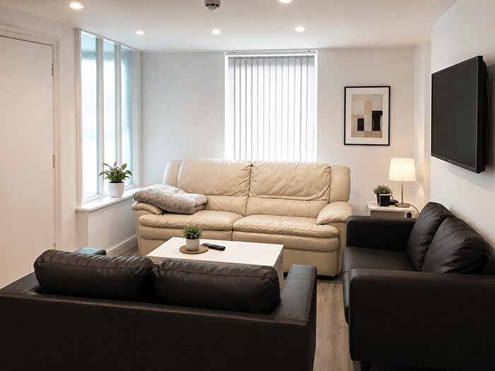 4 Bedroom End Of Terrace House To Rent In Broad Street, CT1