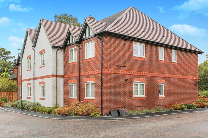 1 Bedroom Flat To Rent In Drovers Close, Balsall Common, Coventry, CV7