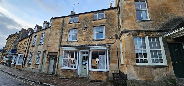 4 Bedroom Flat For Sale In Sundial House, High Street, Chipping Campden, Gloucestershire, GL55