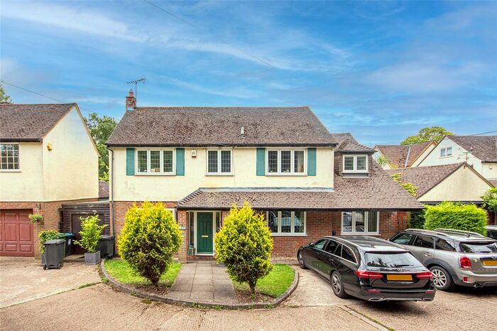 5 Bedroom Detached House For Sale In Shootersway, Berkhamsted, Hertfordshire, HP4