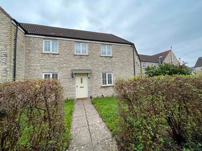 3 Bedroom House To Rent In The Burrows, St Georges, Weston-super-Mare, BS22