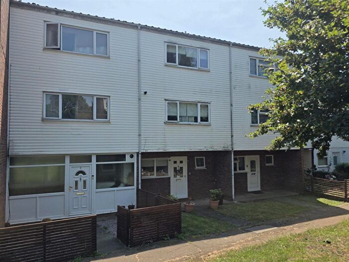 4 Bedroom Property To Rent In Badburgham Court, Waltham Abbey, EN9