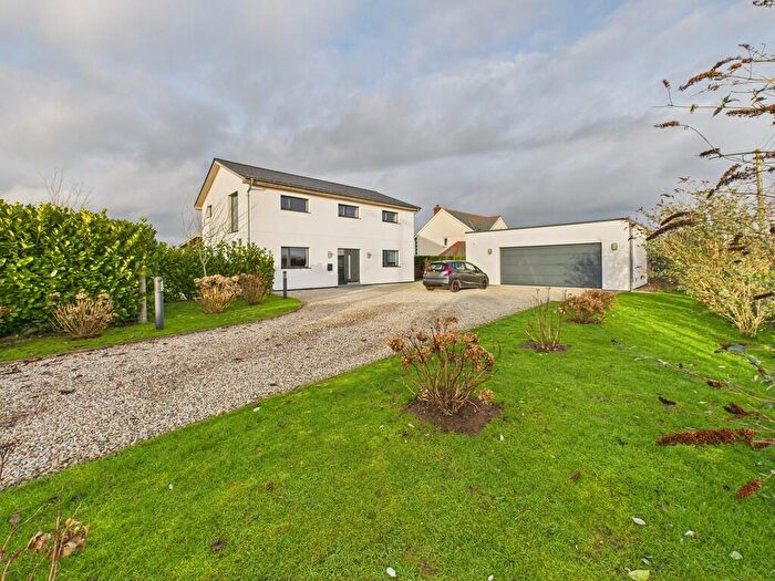 4 Bedroom Detached House For Sale In Chilsworthy, EX22