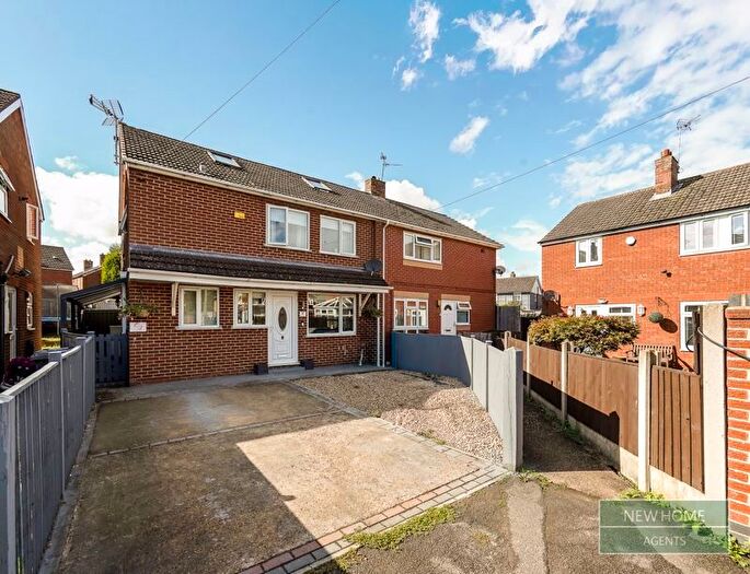 3 Bedroom Semi-detached House For Sale In Flatts Lane, Calverton, Nottingham, NG14