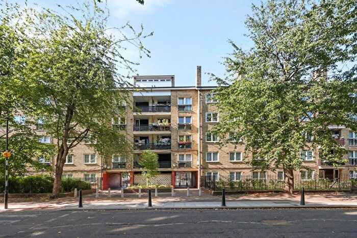3 Bedroom Flat For Sale In Lygon House, Gosset Street, London, E2