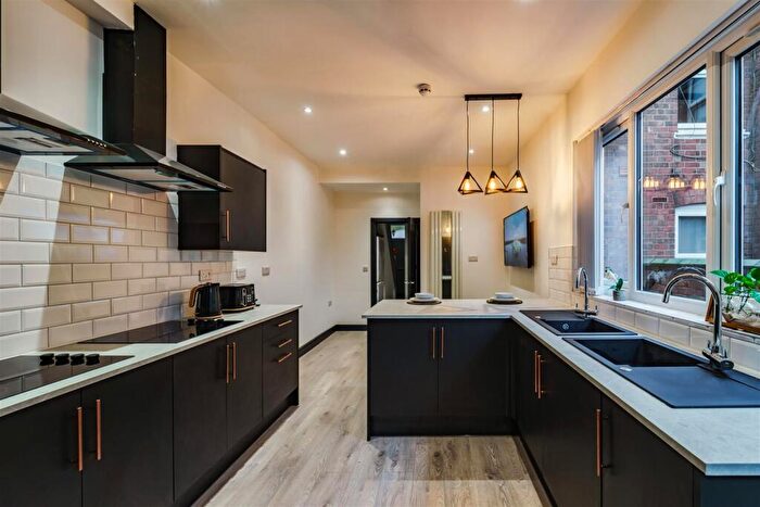 Studio To Rent In Lawford Road, Rugby, CV21