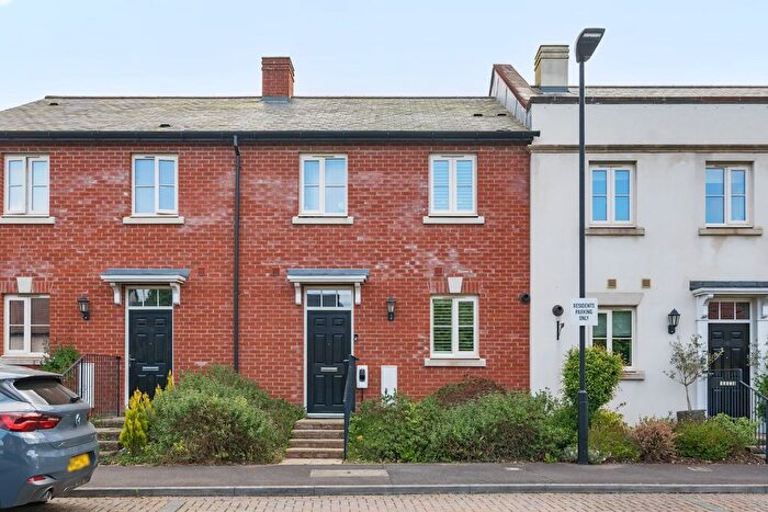 3 Bedroom Detached House For Sale In Pitt Road, Winchester, SO22