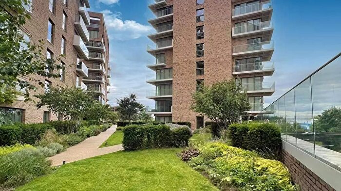2 Bedroom Flat To Rent In Kidbrooke Park Road, Kidbrooke, SE3
