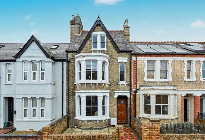 4 Bedroom Terraced House For Sale In Essex Street, East Oxford, OX4