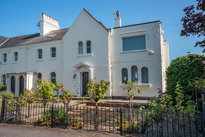 3 Bedroom End Of Terrace House For Sale In Old Coastguard Road, Sandbanks, Poole, Dorset, BH13