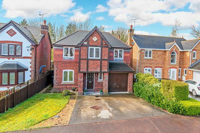 4 Bedroom Detached House For Sale In Redacre Close, Dutton, Warrington, Cheshire, WA4