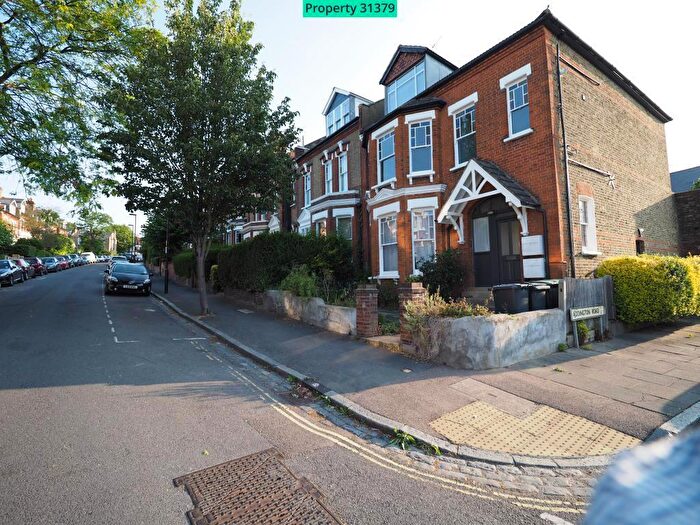 2 Bedroom Flat To Rent In Albany Road, London, N4