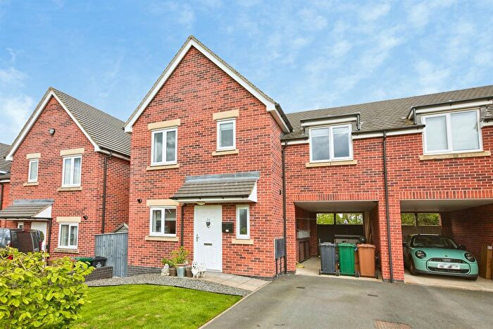 3 Bedroom Semi-detached House For Sale In Headstock Drive, Castle Gresley, Swadlincote, DE11