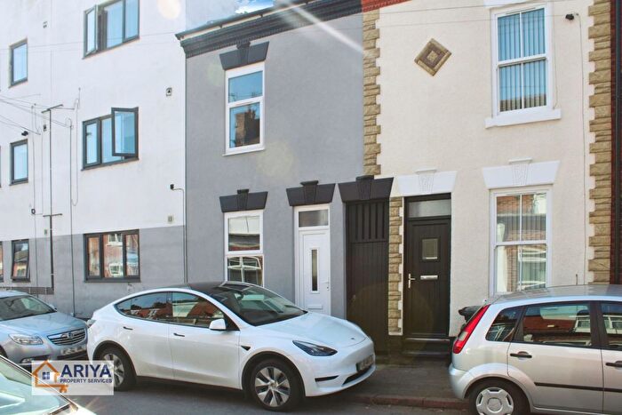 4 Bedroom Terraced House To Rent In Cavendish Road, Aylestone, Leicester, LE2