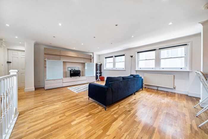 2 Bedroom Apartment For Sale In Lansdowne Place, London, SE19