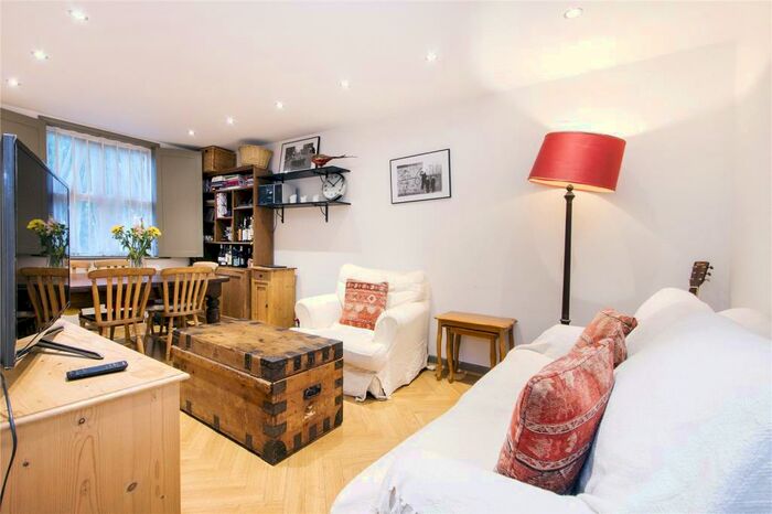 2 Bedroom Apartment To Rent In Horton Road, London, E8