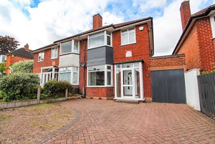 3 Bedroom Semi-Detached House For Sale In Antrobus Road, Sutton Coldfield, B73