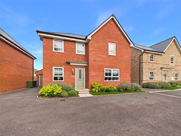 4 Bedroom Detached House For Sale In Whitethorn Crescent, Innsworth, Gloucester, Gloucestershire, GL3