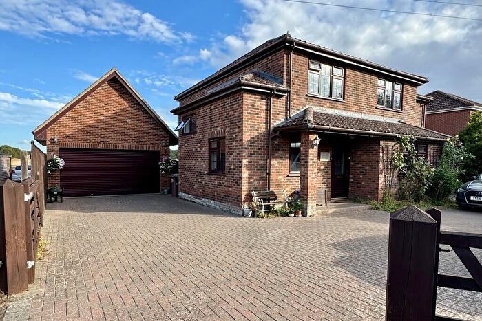 5 Bedroom Detached House For Sale In Green Lane, Great Barton, IP31