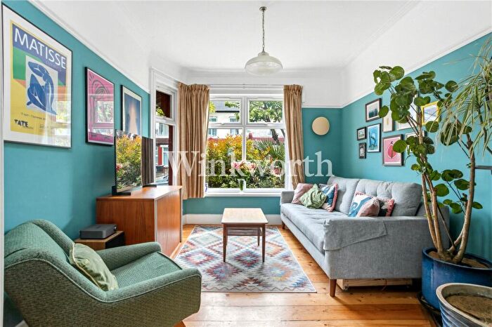 3 Bedroom Terraced House For Sale In Carew Road, London, N17