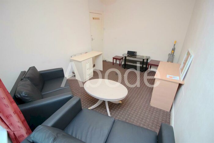 3 Bedroom House To Rent In Brudenell Street, Hyde Park, Leeds, LS6