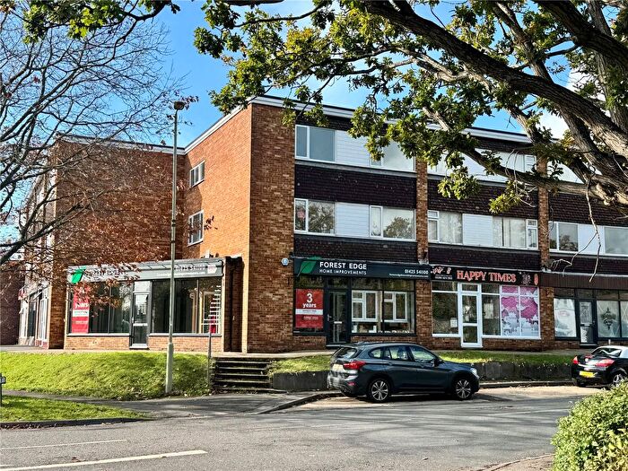 4 Bedroom Flat For Sale In Pearman Court, South Street, Pennington, Lymington, SO41