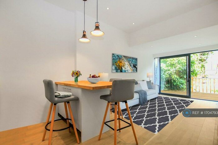 2 Bedroom Flat To Rent In Anson Road, London, NW2