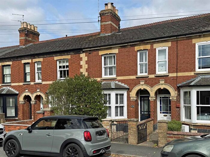 3 Bedroom Terraced House To Rent In Kings Road, Stamford, PE9