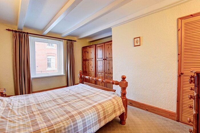 3 Bedroom Cottage For Sale In Cliff Street, Whitby, YO21