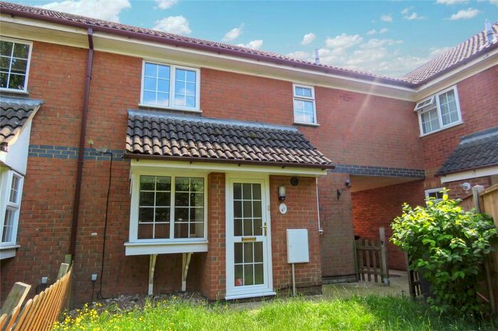 2 Bedroom Terraced House To Rent In Grosvenor Gardens, Biggleswade, Bedfordshire, SG18
