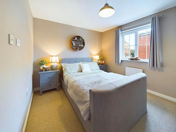 2 Bedroom Coach House For Sale In Goddard Court, Mapperley Plains, Nottingham, NG3