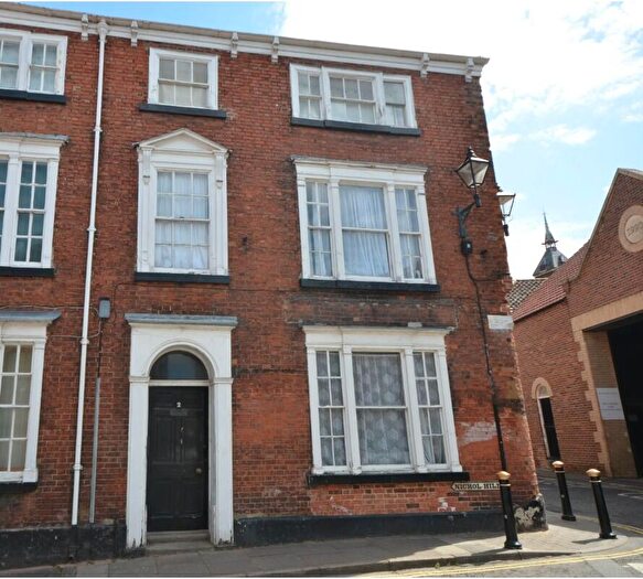 2 Bedroom Flat To Rent In Nichol Hill, Louth, LN11