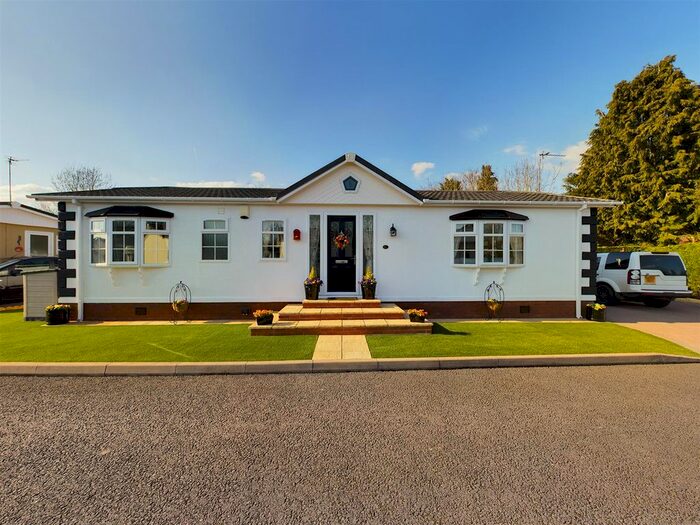 2 Bedroom Property For Sale In Cleobury Road, Rock, Kidderminster, DY14