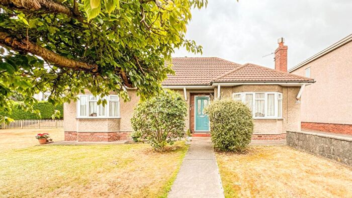 3 Bedroom Detached Bungalow For Sale In Parson Street, Bedminster, BS3