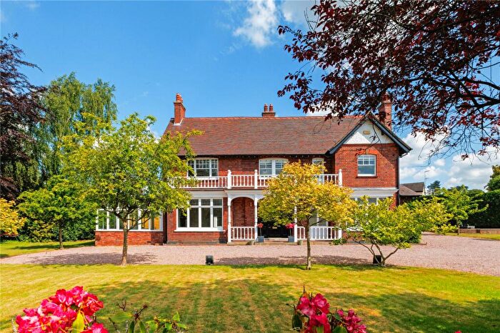 5 Bedroom Detached House For Sale In Caverswall Road, Blythe Bridge, Staffordshire, ST11