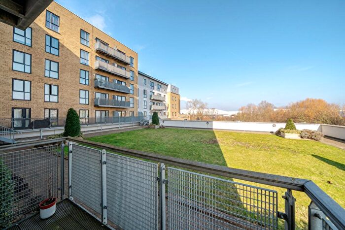 2 Bedroom Flat To Rent In Clydesdale Way Belvedere, DA17
