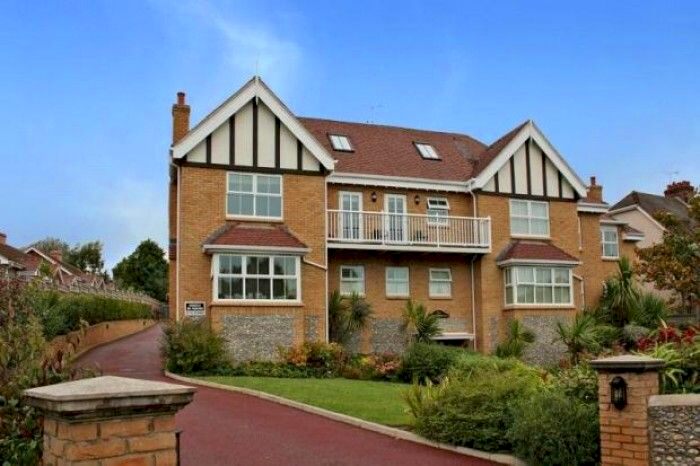 2 Bedroom Flat To Rent In Water Lane, Angmering, Littlehampton, BN16