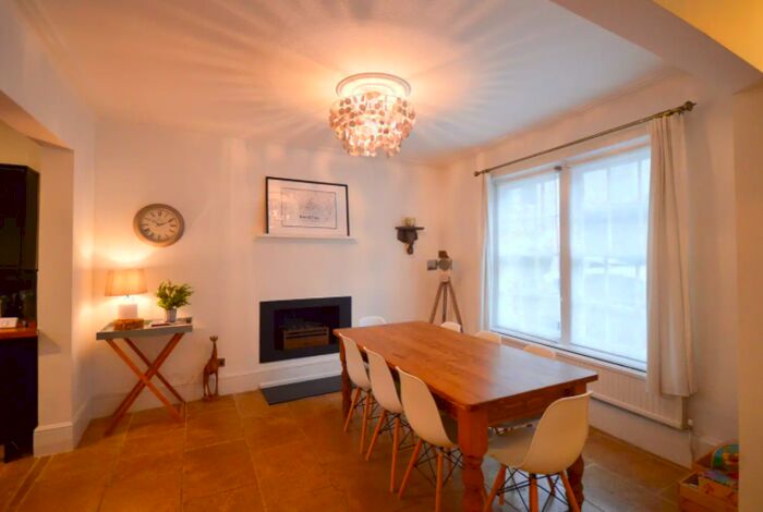 4 Bedroom Town House To Rent In Princess Victoria Street, Bristol BS8