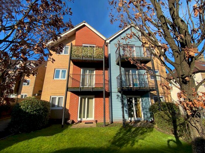 2 Bedroom Apartment To Rent In Boston Place, Portswood Road, Southampton, SO17