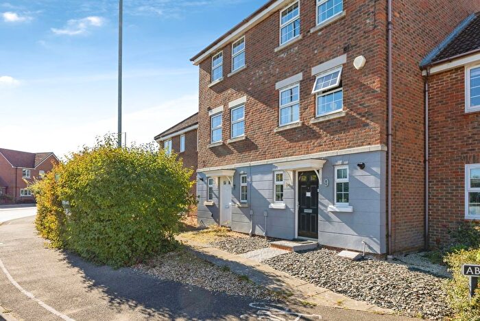 3 Bedroom Detached House For Sale In Abbey Road, Wymondham, Norfolk, NR18