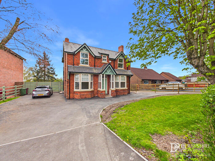 4 Bedroom Detached House To Rent In The Common, South Normanton, Alfreton, Derbyshire, DE55