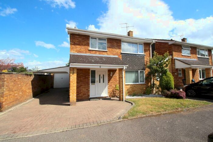 3 Bedroom Semi-Detached House To Rent In Portman Close, Hitchin, SG5