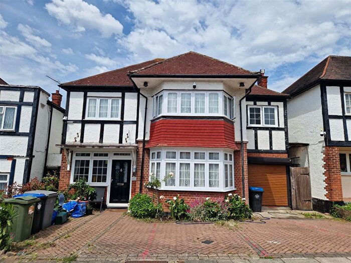 5 Bedroom Detached House For Sale In Corringham Road, Wembley Park, HA9